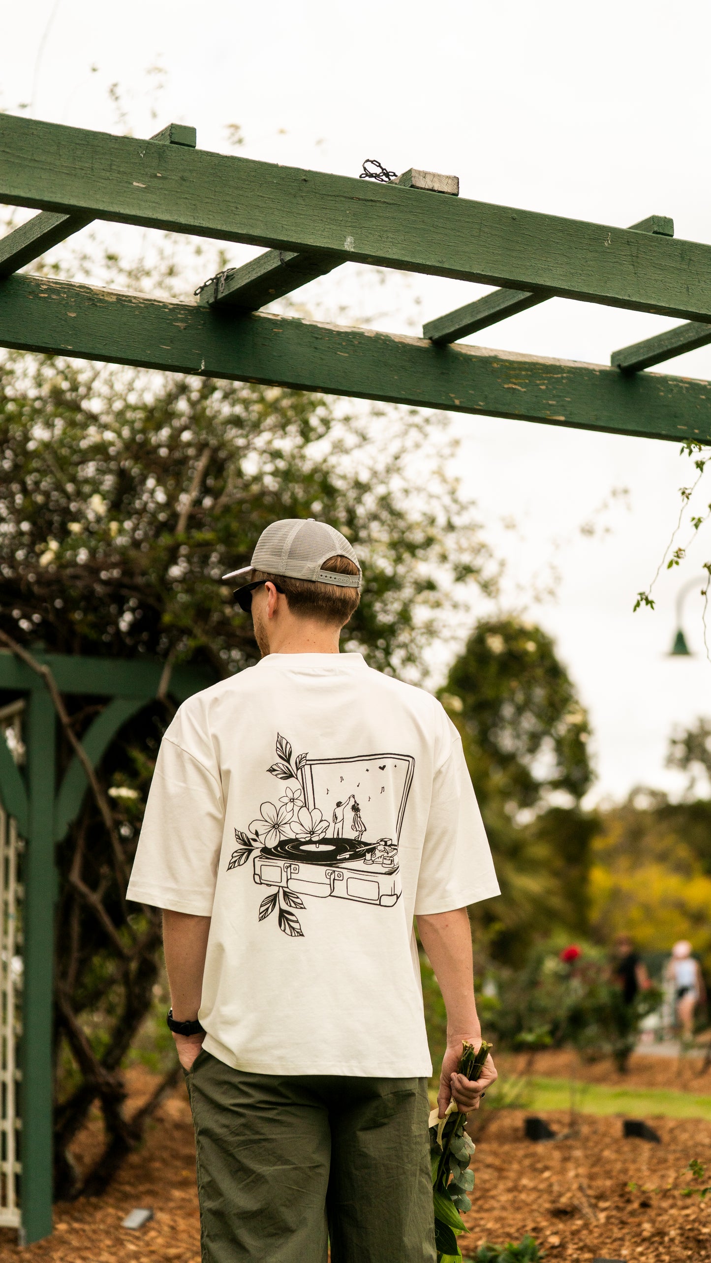 Spin Lovers Tee